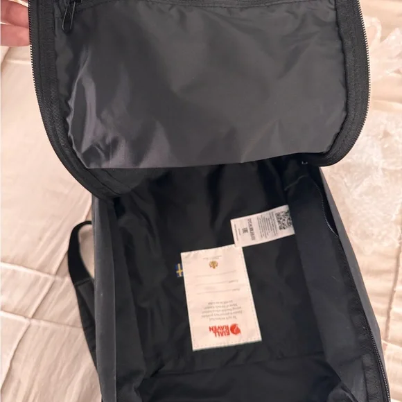 Kånken Black Backpack - Picture 7 of 7